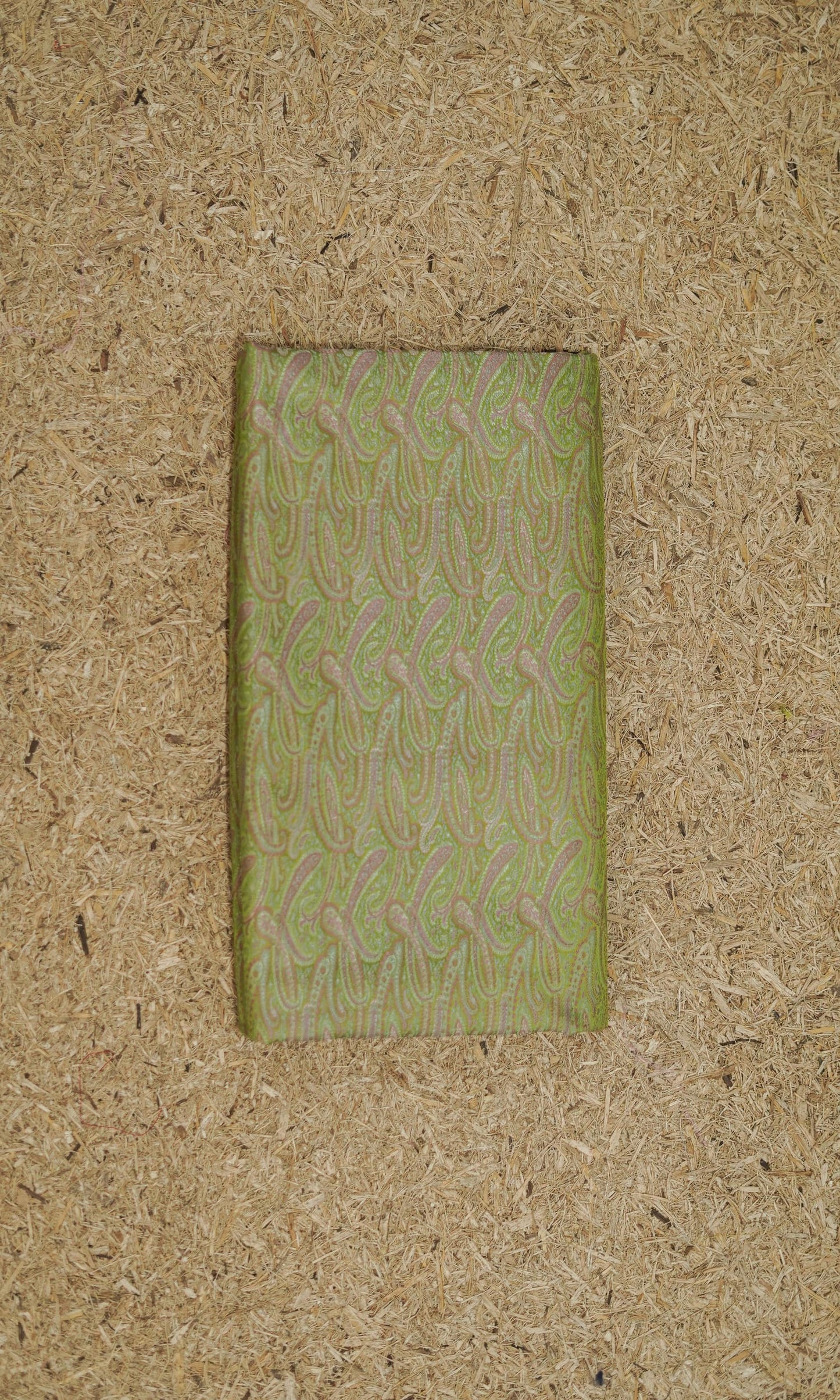 FABRIC: BANARASI TEHRA RESHAMI BROCADE