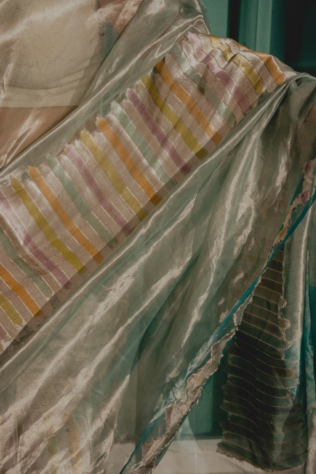 Pure Handloom Light Green Tissue Silk Saree 5