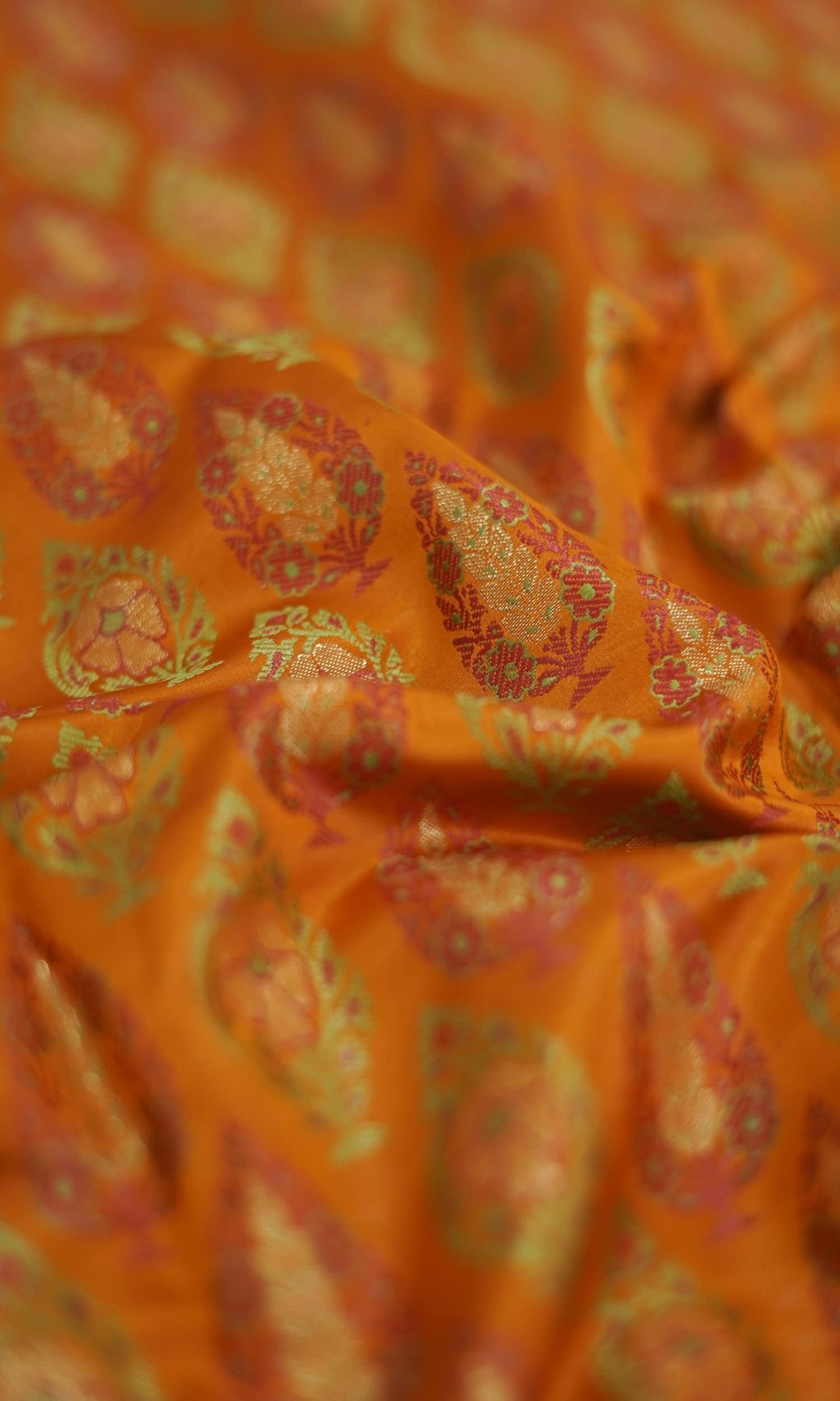 FABRIC: BANARASI SATIN DOHRI RESHAM BROCADE