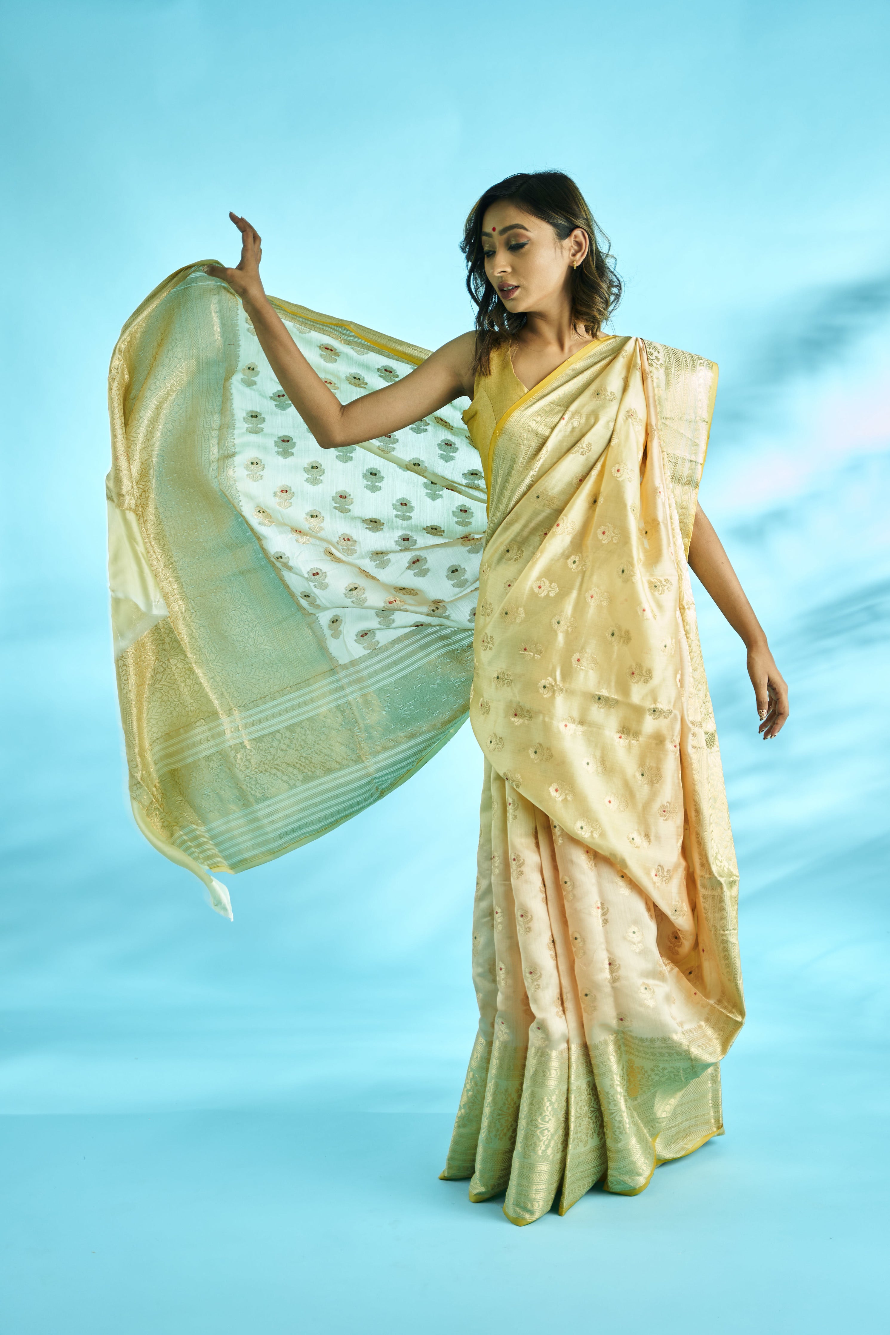 Dress Material | Kolhapuri Lemon Green Paithani Style cotton silk saree |  Freeup